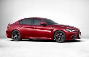 Alfa Romeo Giulia «уделала» конкурентов